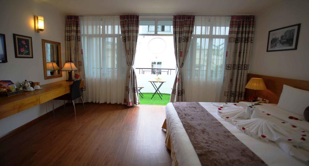 Family Holiday Hotel Hanoi Esterno foto