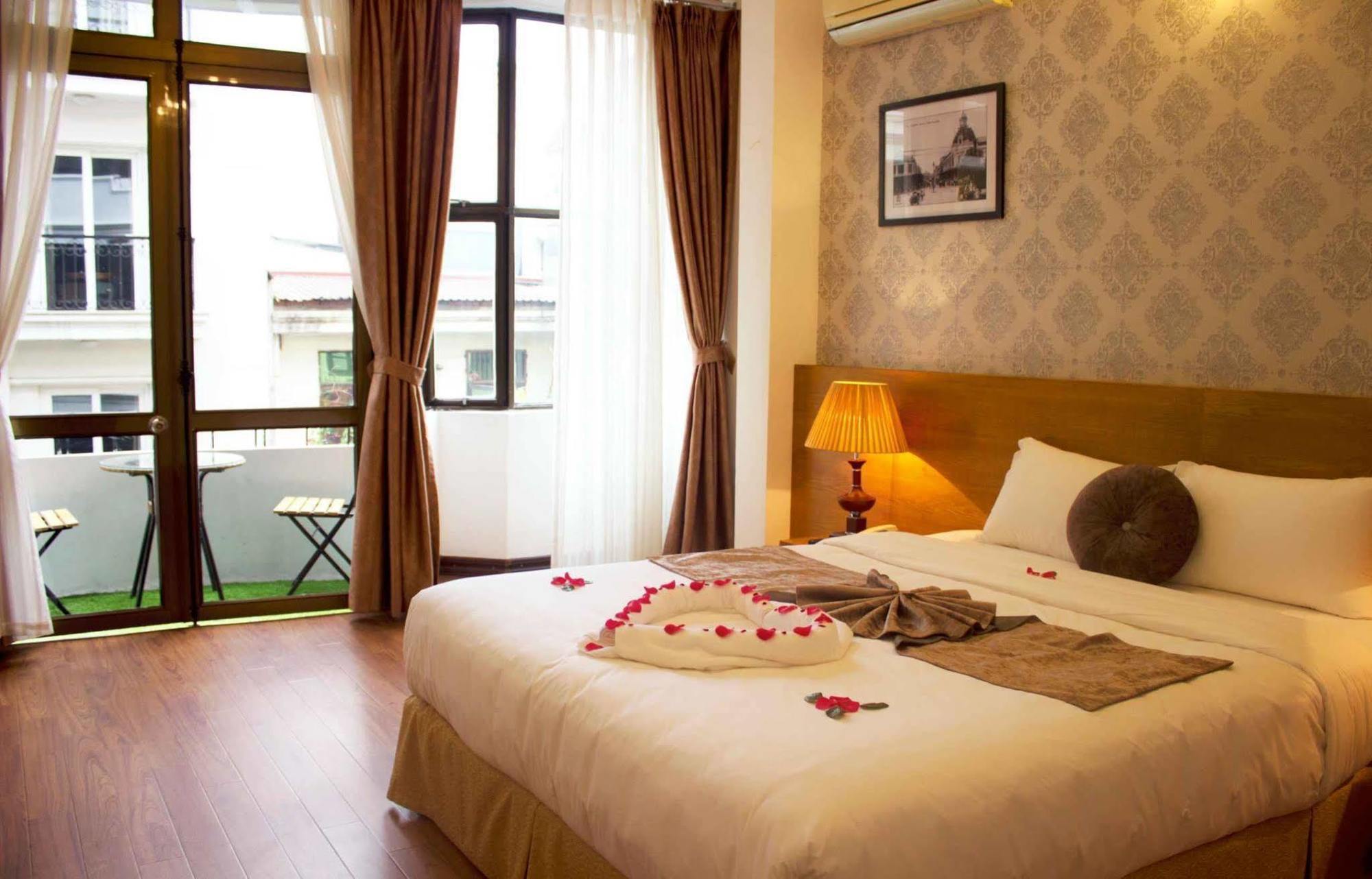 Family Holiday Hotel Hanoi Esterno foto