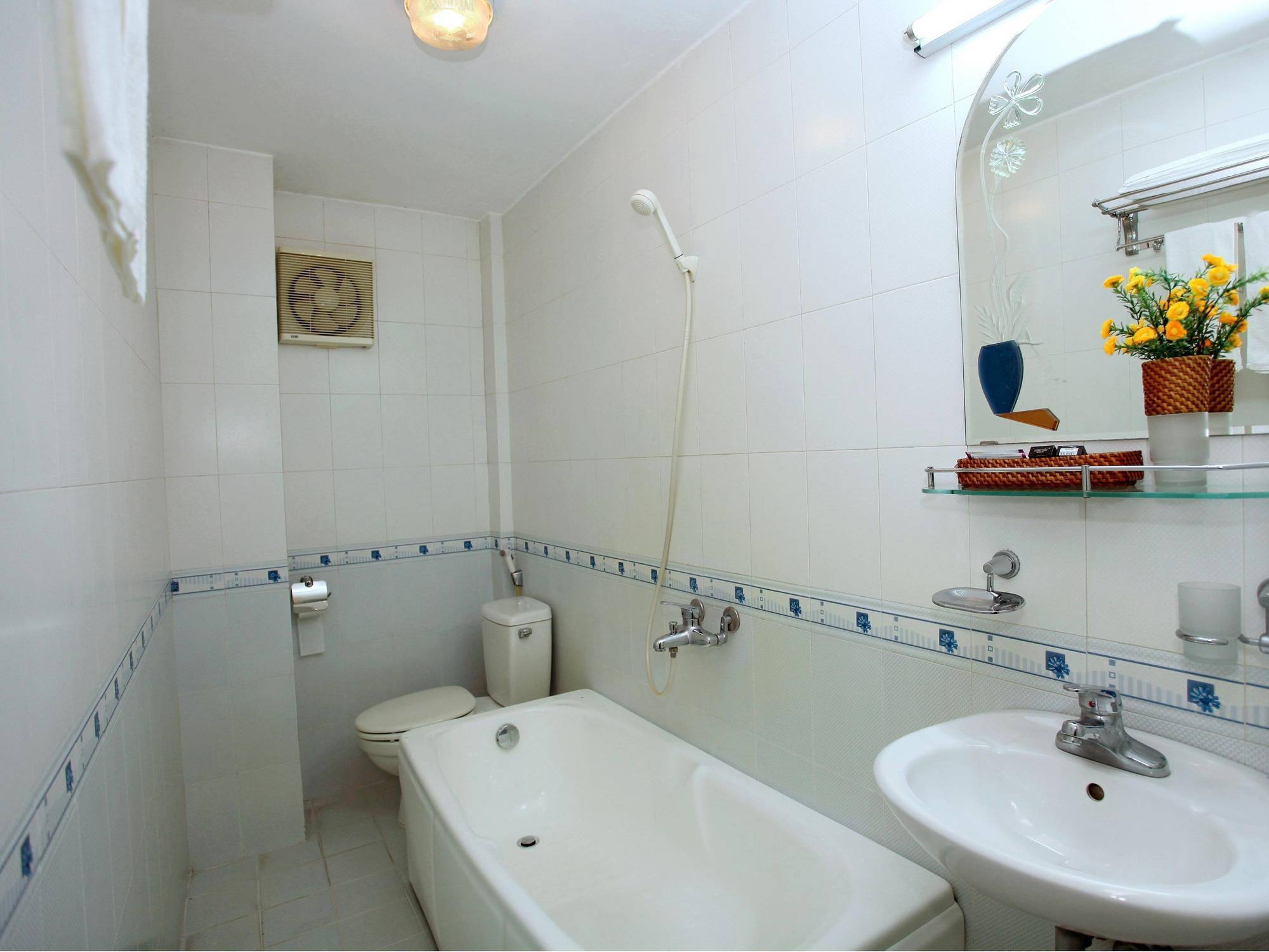 Family Holiday Hotel Hanoi Esterno foto