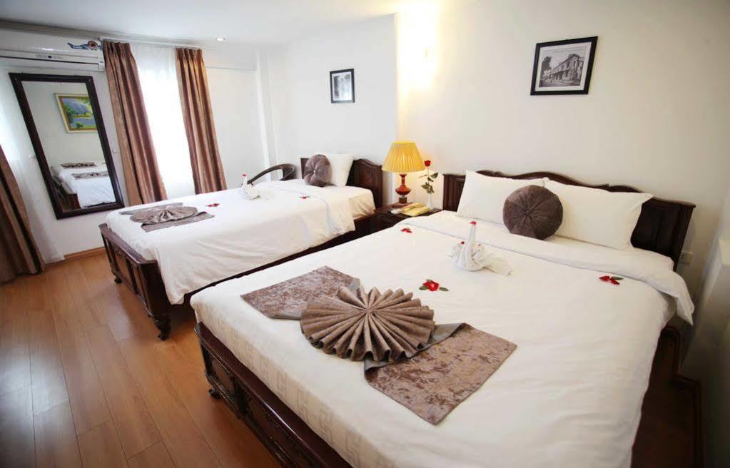 Family Holiday Hotel Hanoi Esterno foto